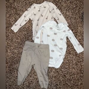 H&M, 3-6 month matching long sleeve onesies and pants, giraffes and elephant’s